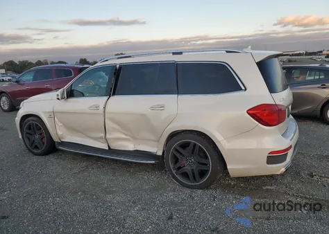 2015 Mercedes-Benz Gl 63 Amg z USA, uszkodzony, nr VIN 4JGDF7EE7FA578236